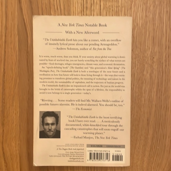 The Uninhabitable Earth by David Wallace Wells - Picture 2 of 2